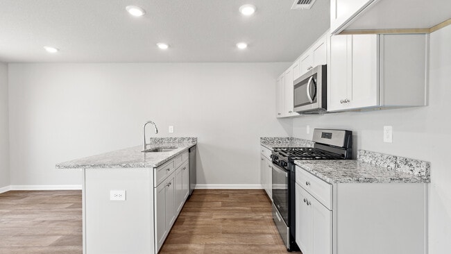 48 Crown Dr, Lucedale, MS 39452 - photo 2