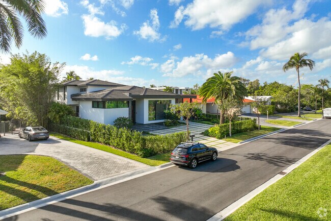 Contemporary family homes sit on the outskirts of Country Club Section.