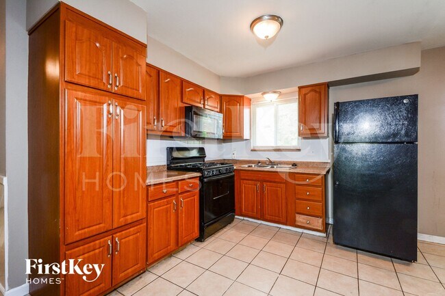 712 Undercliff Dr, Hazelwood, MO 63042 - photo 6