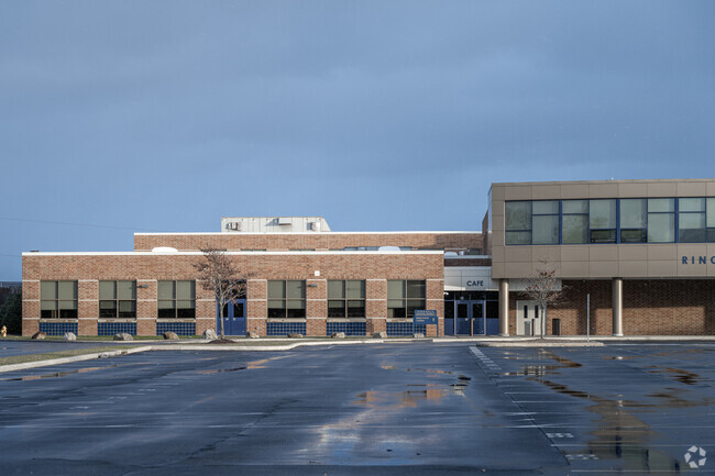 Ringgold Middle School has a cafe with different lunch options for the students.