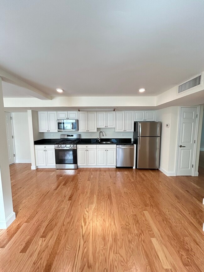 20 Langdon St Unit 6, Cambridge, MA 02138