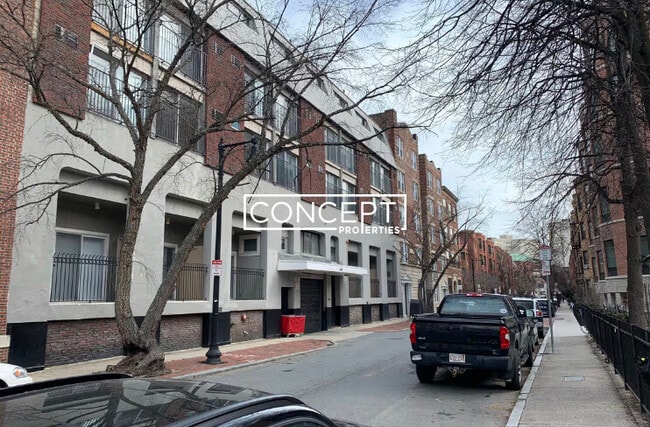 47 Symphony Rd unit 12B, Boston, MA 02115 - photo 2