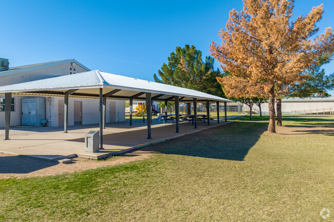 Holmes Elementary in Mesa, where young minds are inspired to excel.