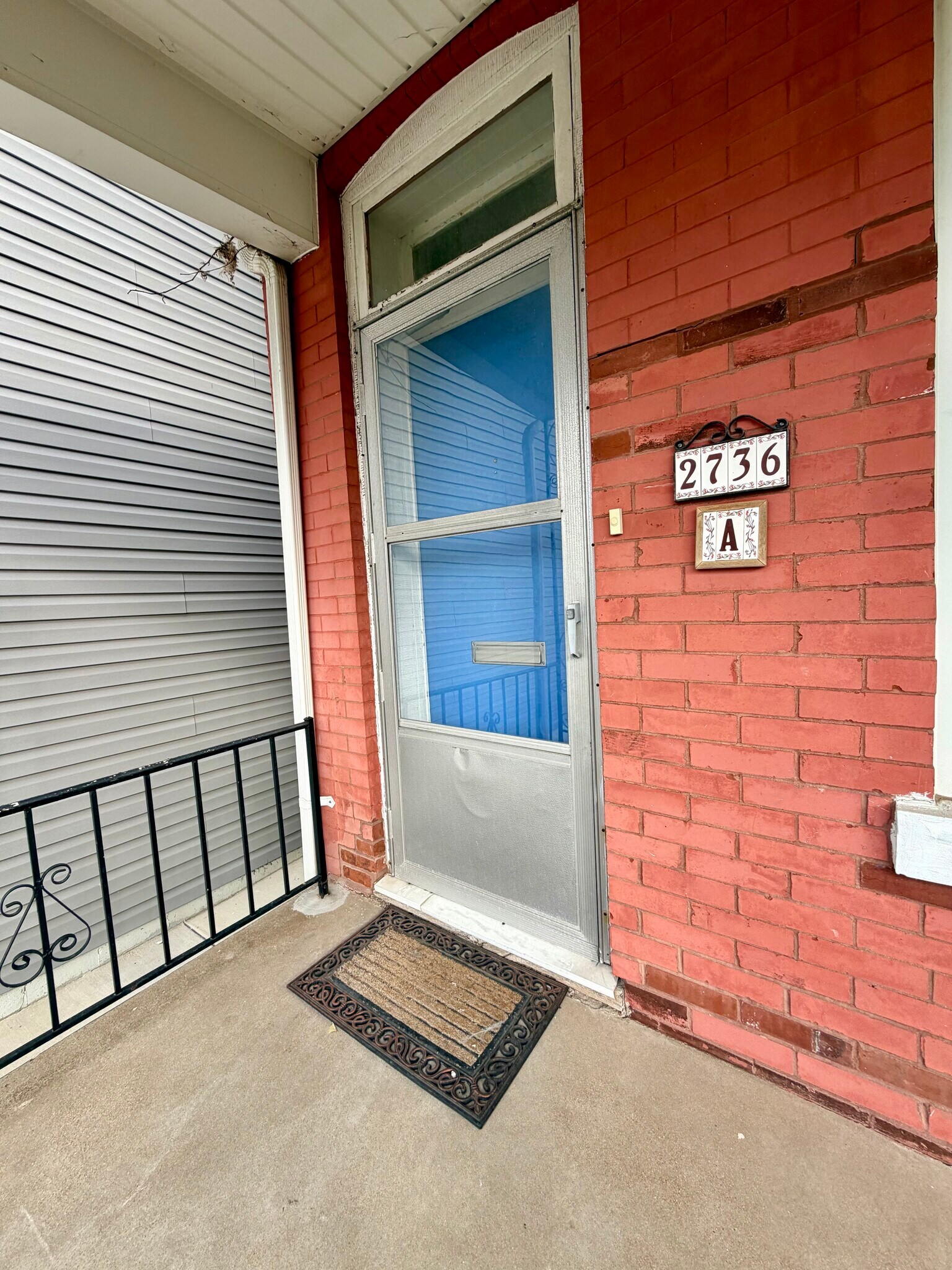 2736 S 59th St unit 2nd Floor, Saint Louis, MO 63139 - photo 1
