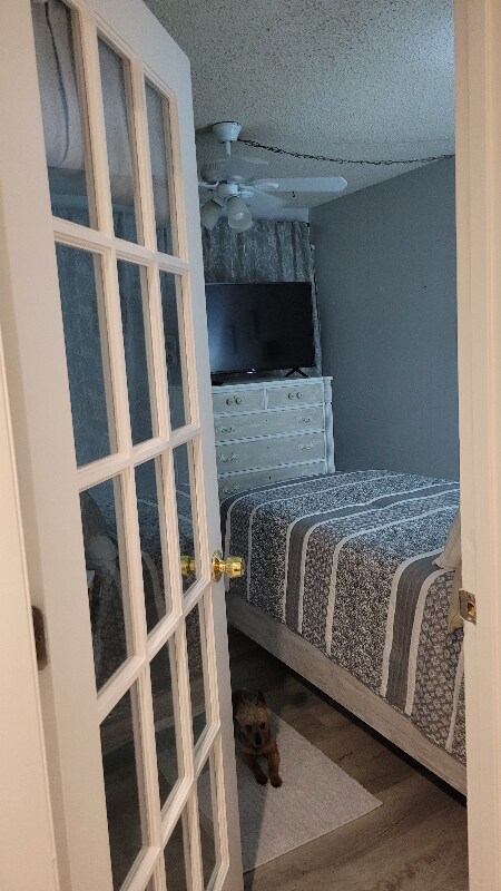 9582 118th St N unit Surf Room, Seminole, FL 33772 - photo 3