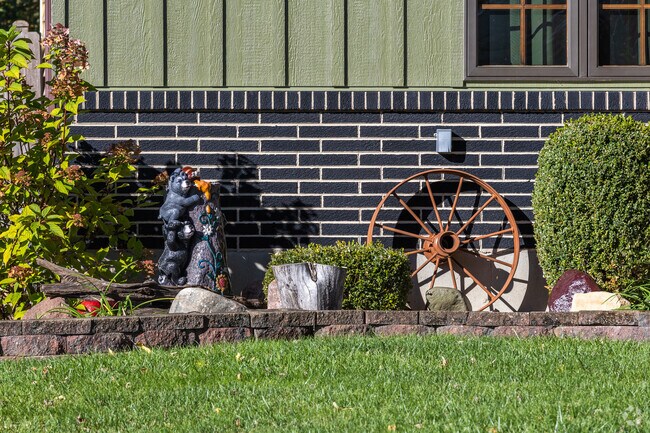 Lance homes feature quaint decor that gives the neighborhood a small community feel.