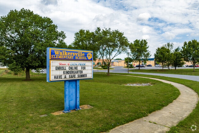 Walkersville Elementary School is an above average, public school located in Walkersville.