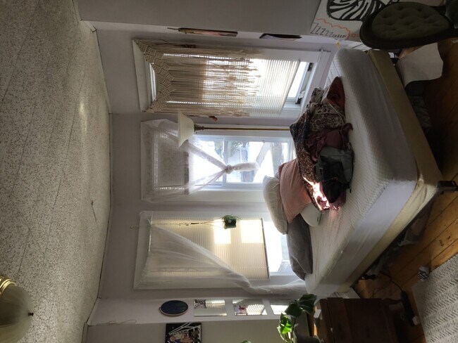 88 Linden St unit 2, Allston, MA 02134 - photo 4