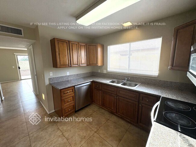 4779 W Wahalla Ln, Glendale, AZ 85308 - photo 7