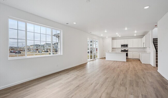 4325 Elkwood Ct, Johnstown, CO 80534 - photo 7