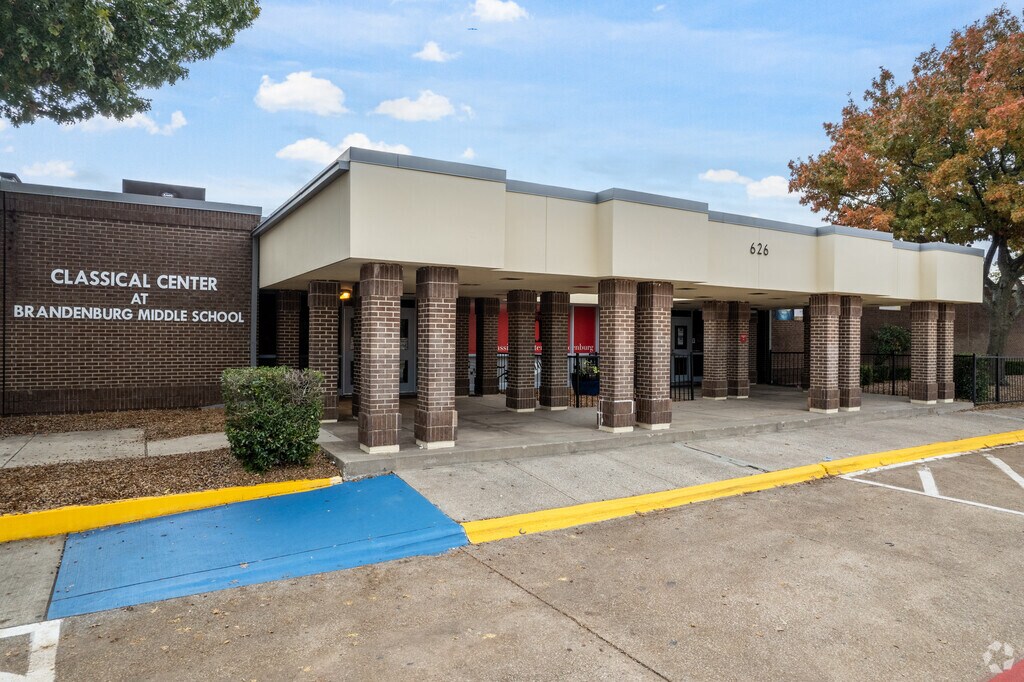 Classical Center at Brandenburg Middle School