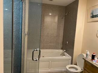 254 Friend St Unit 1, Boston, MA 02114