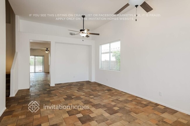 39137 N Parker Ln, Phoenix, AZ 85086 - photo 3