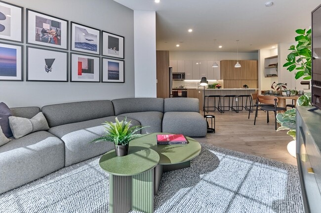 The Wyldes, Harrison, NJ 07029 - photo 6