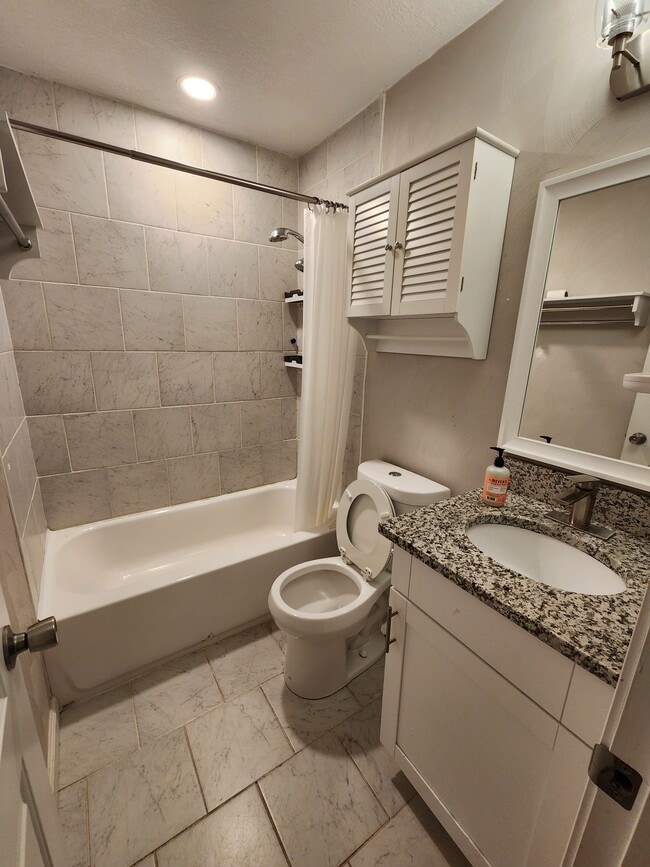 2724 Mapleton Ave, Norfolk, VA 23504 - photo 3