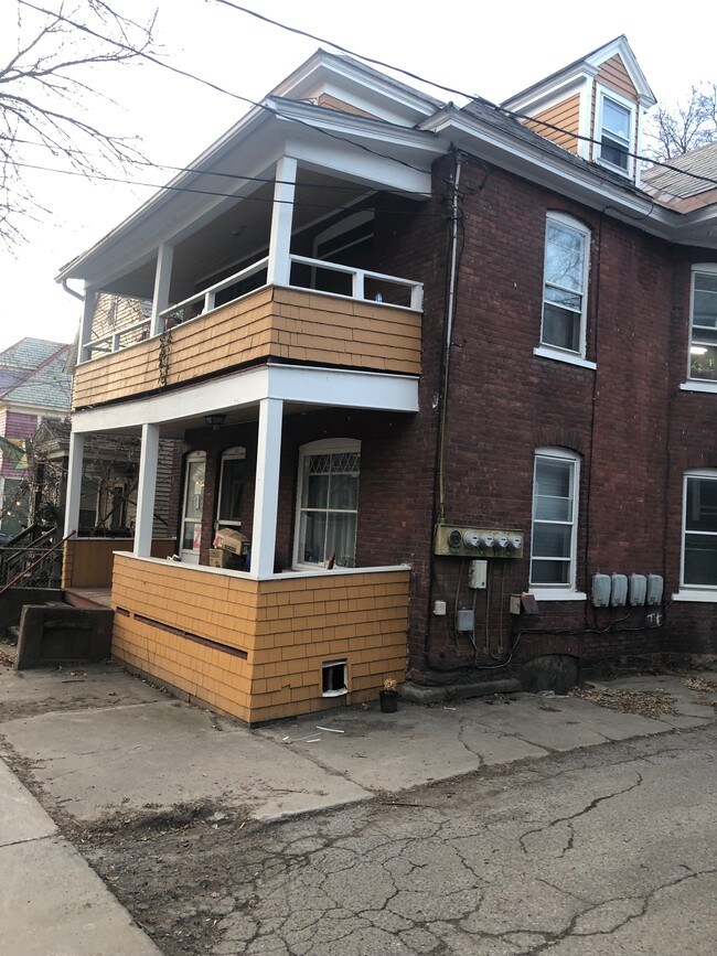 58 King St Unit 1, Burlington, VT 05401