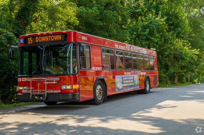 Public transportation busses give Summer Hill residents easy access to Downtown Pittsburgh.