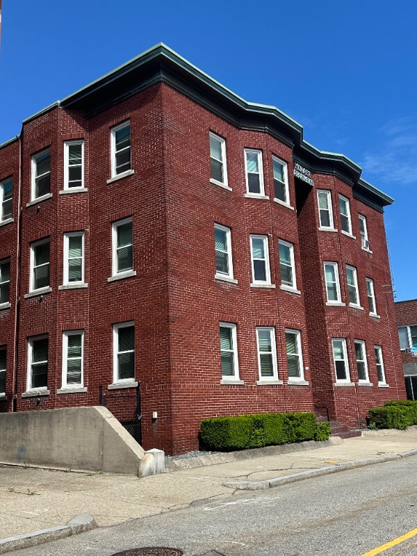 110 High St Unit 204, Pawtucket, RI 02860