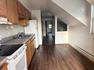 120 S Garden Ave Unit 5, Gillett, WI 54124