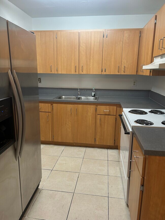 5725 NW 27th Ct unit 5725 NW 27 Ct, Lauderhill, FL 33313 - photo 5