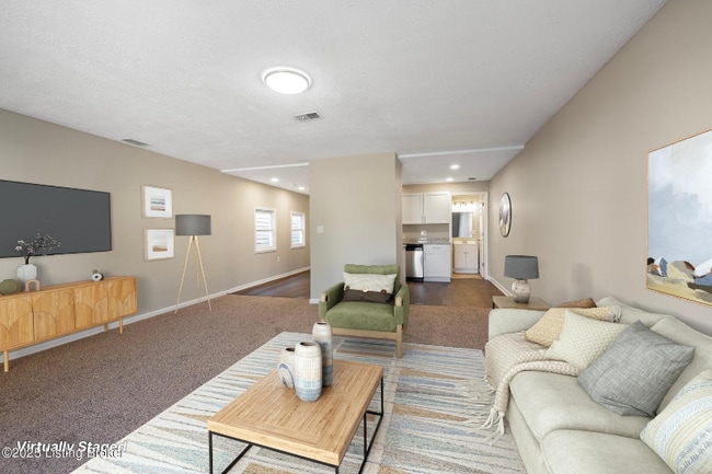 1016 Payne St, Louisville, KY 40204 - photo 3