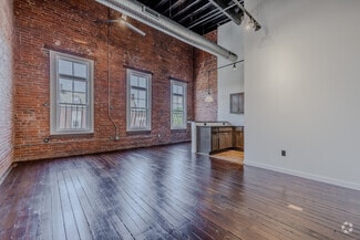 424 Main St, Middletown, CT 06457