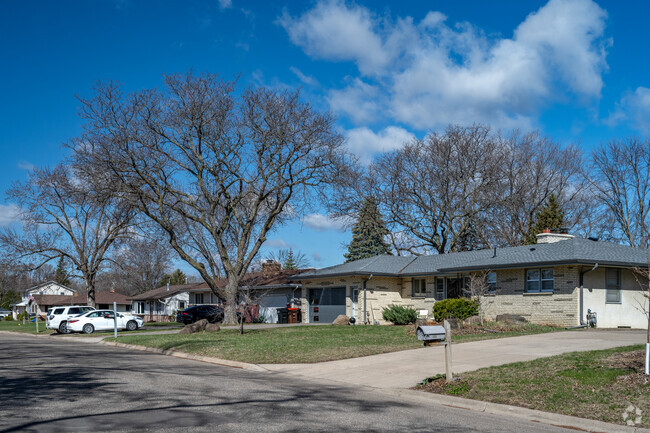 Ranch style homes line many of the streets in Gladstone.