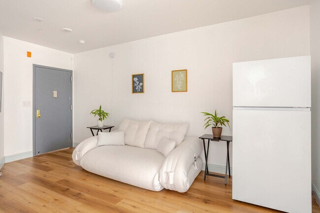 1384 Ridge Ave unit ID1314951P, Philadelphia, PA 19123 - photo 3