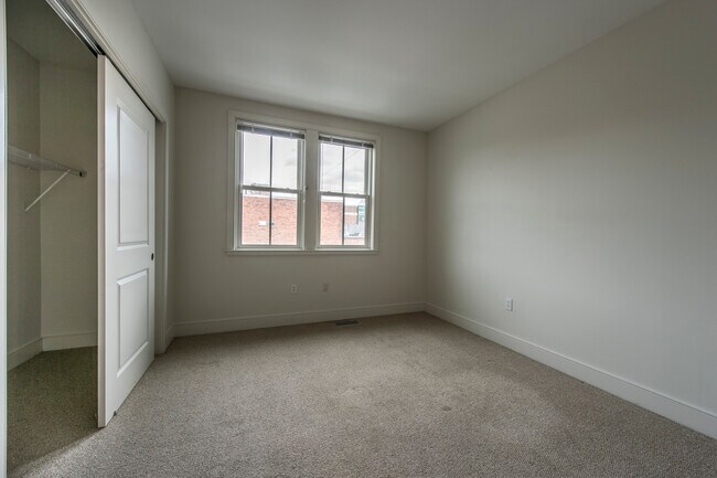 121 2nd St unit 337Ac, Cambridge, MA 02141 - photo 3