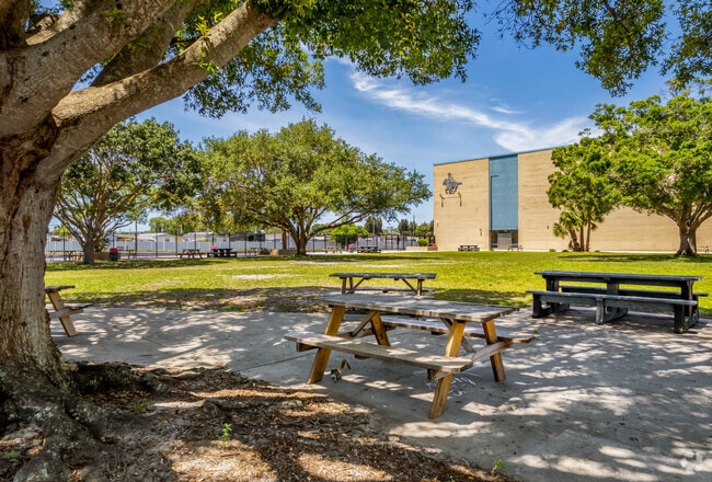 Pinellas Park High School students can enjoy lunch outside at one of the picnic tables.