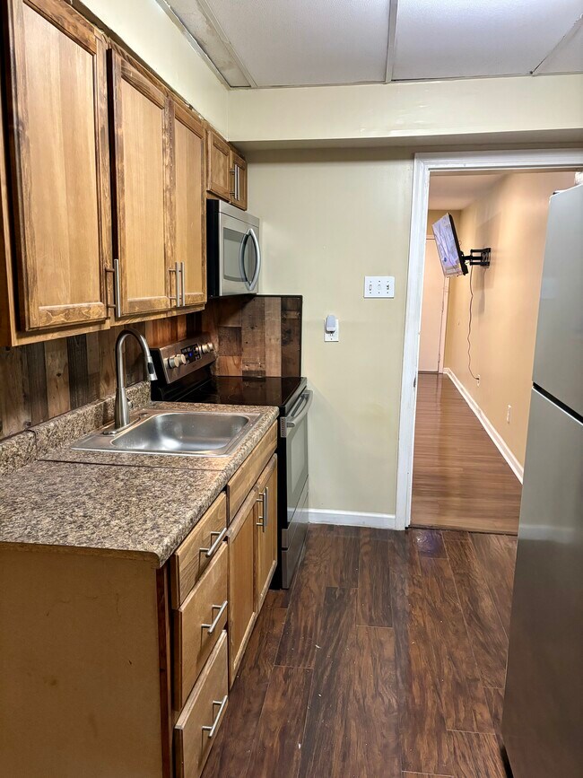 6043 Wister St unit 1F, Philadelphia, PA 19138 - photo 7