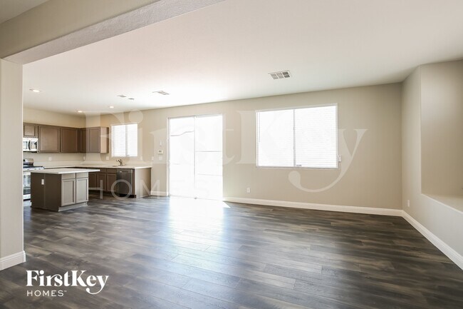 6025 Ripple Cloud Ct, North Las Vegas, NV 89031 - photo 5