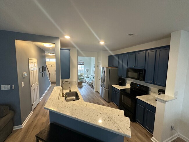 4036 Holly Villa Cir, Indian Trail, NC 28079 - photo 6