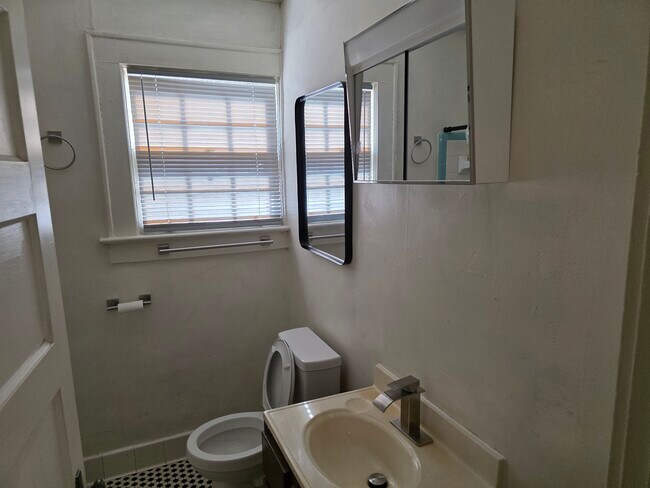 1302 Belleville Rd unit 1302 Belleville Road, Orangeburg, SC 29115 - photo 5