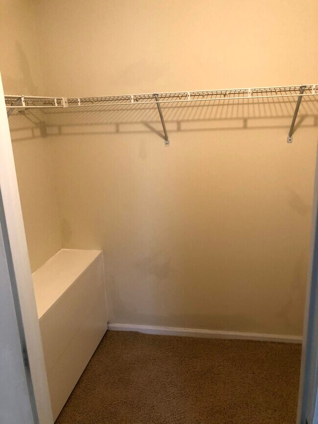 601 Himes Ave unit 102, Frederick, MD 21703 - photo 6