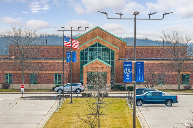 Waukesha High School is a well-rated public school in Waukesha.