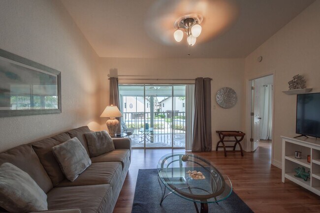 1300 Misty Pines Cir, Naples, FL 34105 - photo 5