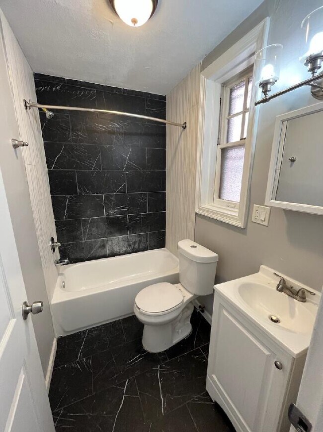 Stuart Apartments, Hartford, CT 06105 - photo 5