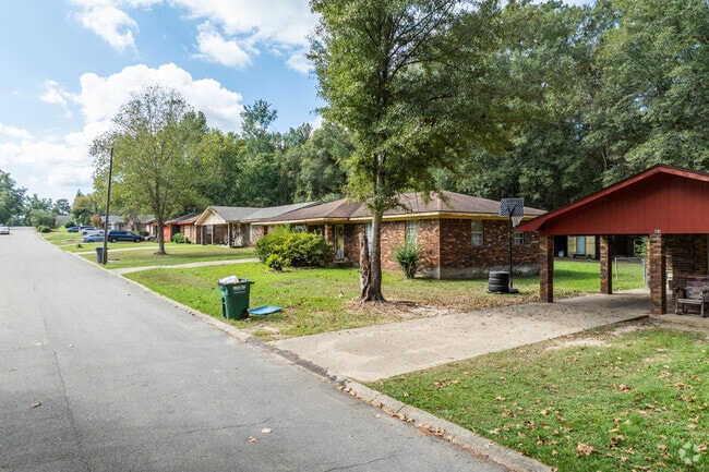 Rawls Springs is mostly comprised of houses that date from the 1960s to the 1970s.