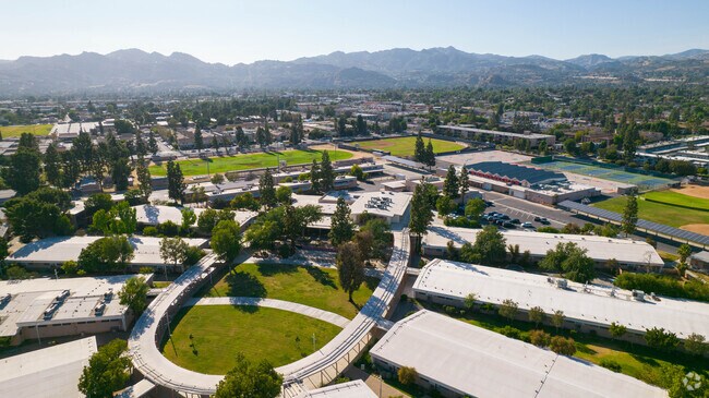 Los Angeles Unified School District has plenty of high graded schools for students.