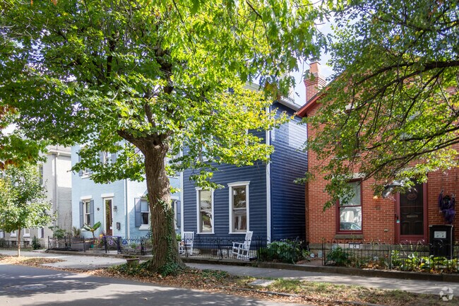 Colorful homes line this Oregon street.