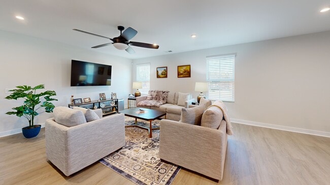 2315 Caffry Ln, Boiling Springs, SC 29316 - photo 3