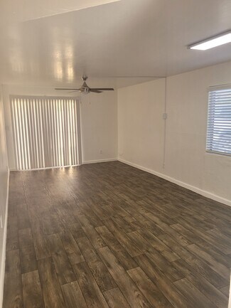 901 W Cinnabar Ave, Phoenix, AZ 85021