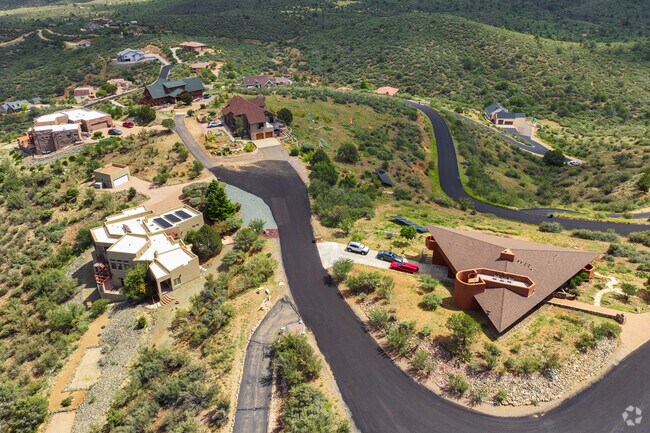 The collection of homes in Lynx Mountain View Estates shows a diverse aesthetic.