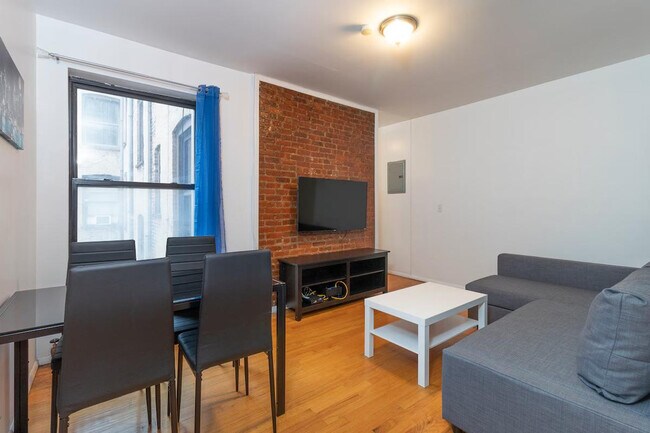 331 E 92nd St unit ID1058692P, New York, NY 10128 - photo 7