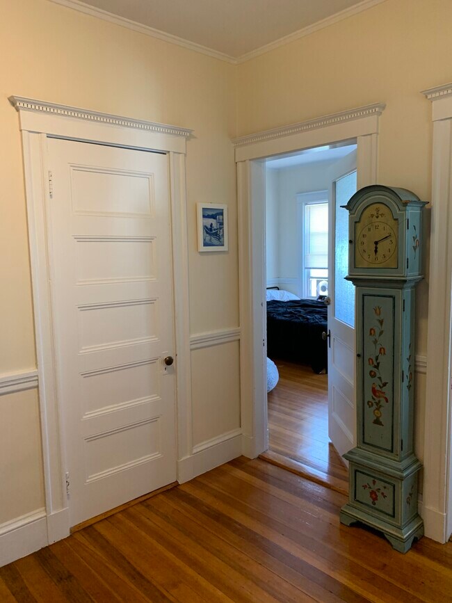 51 Ibbetson St unit 2, Somerville, MA 02143 - photo 6