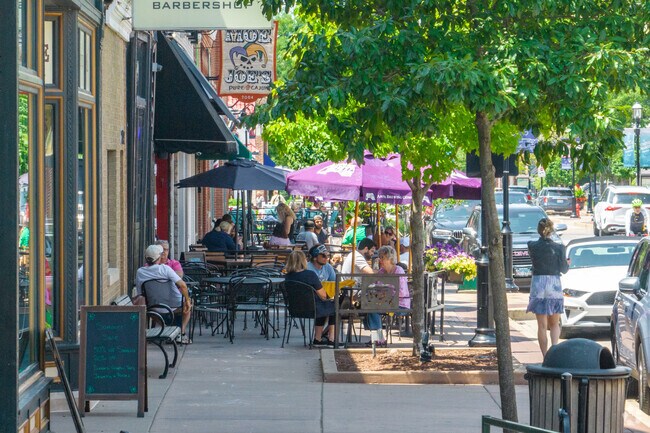 Downtown Plainfield has a variety of dining options that offer outdoor, sidewalk seating.