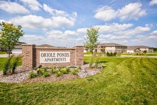400 Whistle Dr, Hartford, WI 53027