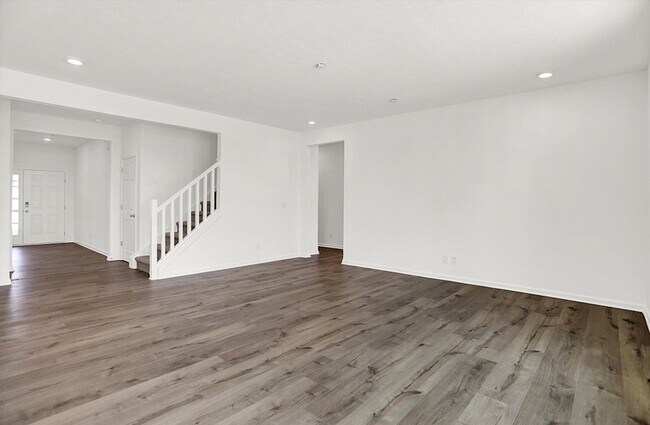 600 Bluestem Ln, New Whiteland, IN 46184 - photo 5