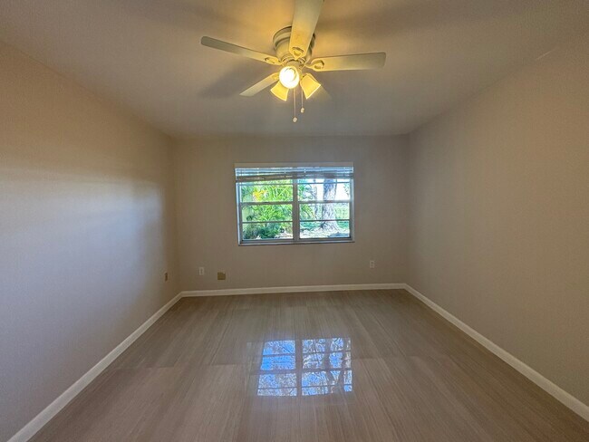 9105 SW 137th Terrace unit D, Miami, FL 33176 - photo 7